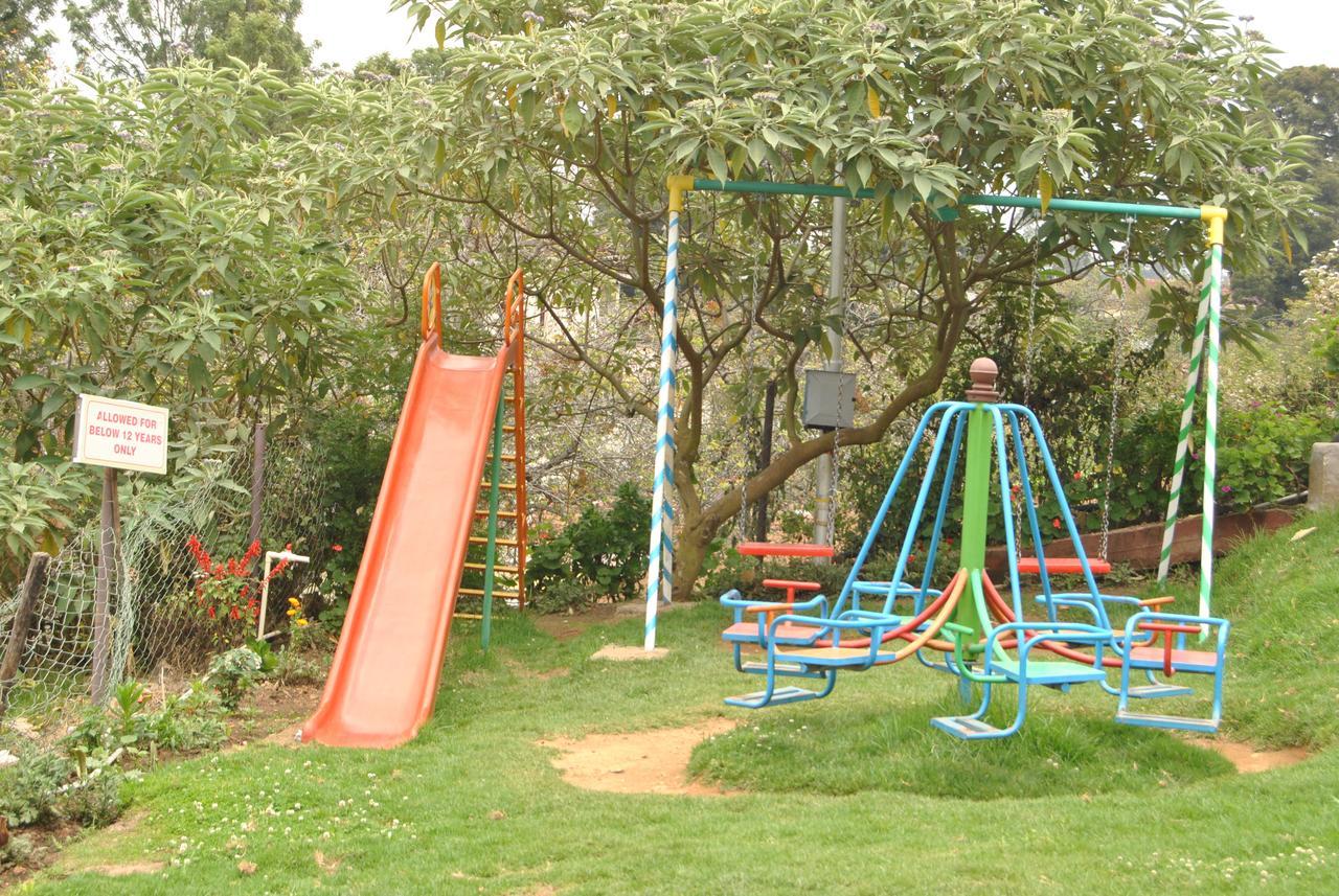Ezhil Residency Hotell Kodaikanal Exteriör bild