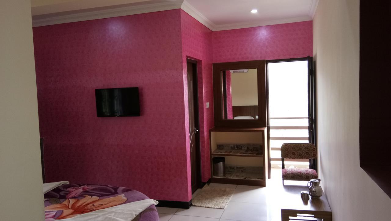 Ezhil Residency Hotell Kodaikanal Exteriör bild