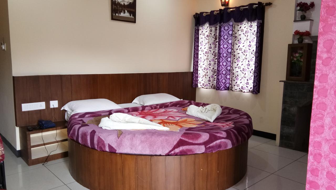Ezhil Residency Hotell Kodaikanal Exteriör bild