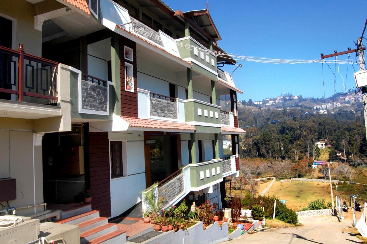 Ezhil Residency Hotell Kodaikanal Exteriör bild